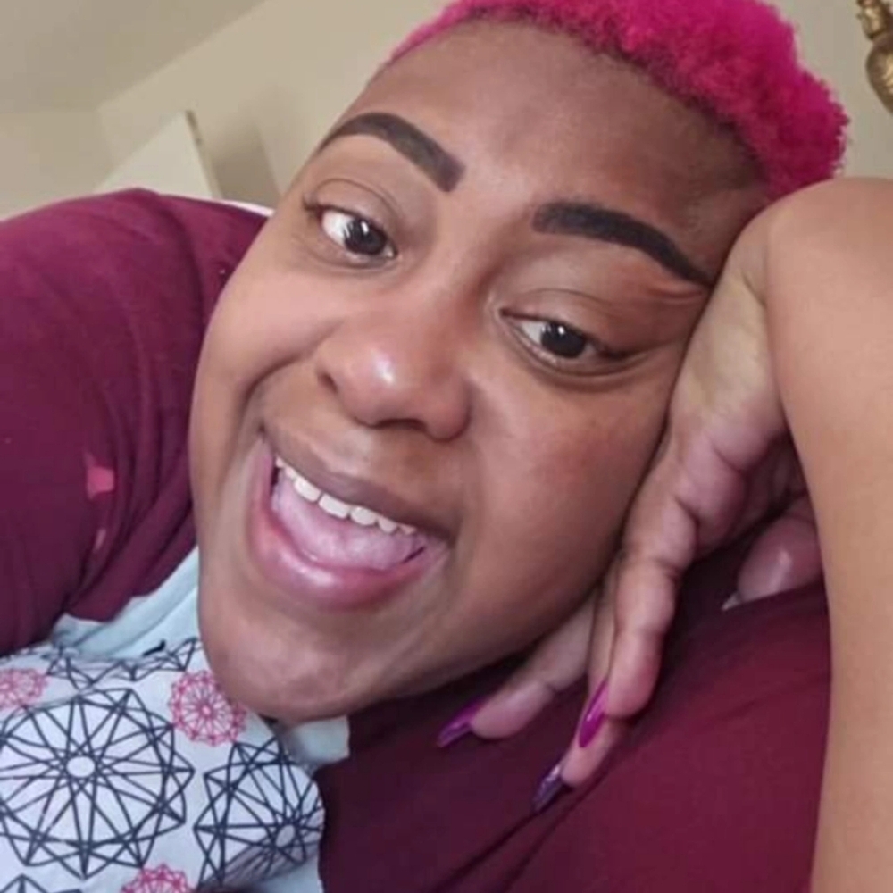 Meet your Posher, Sumone